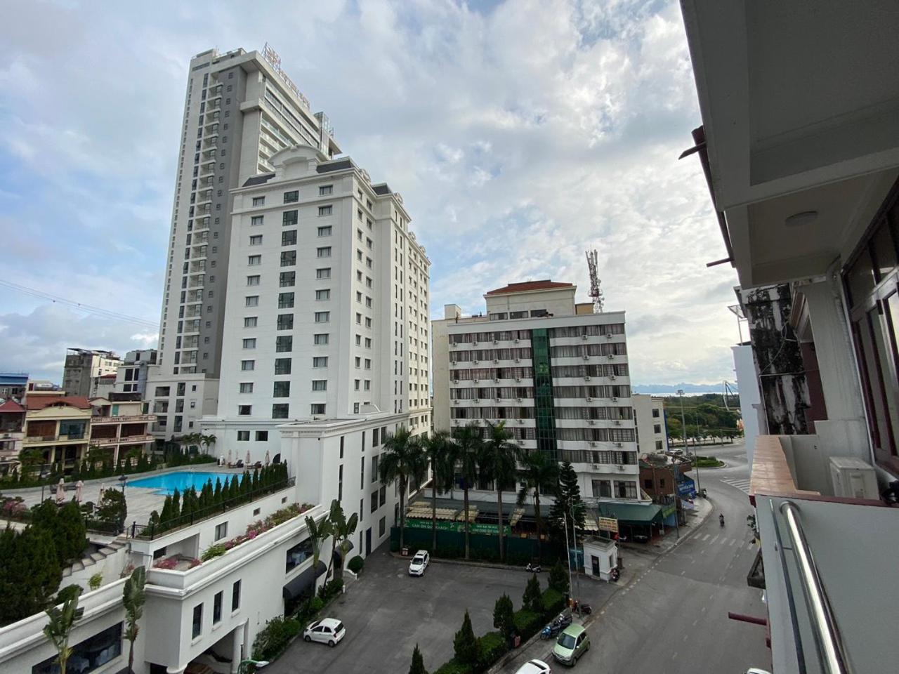 Van Nam Hotel Ha Long Zewnętrze zdjęcie