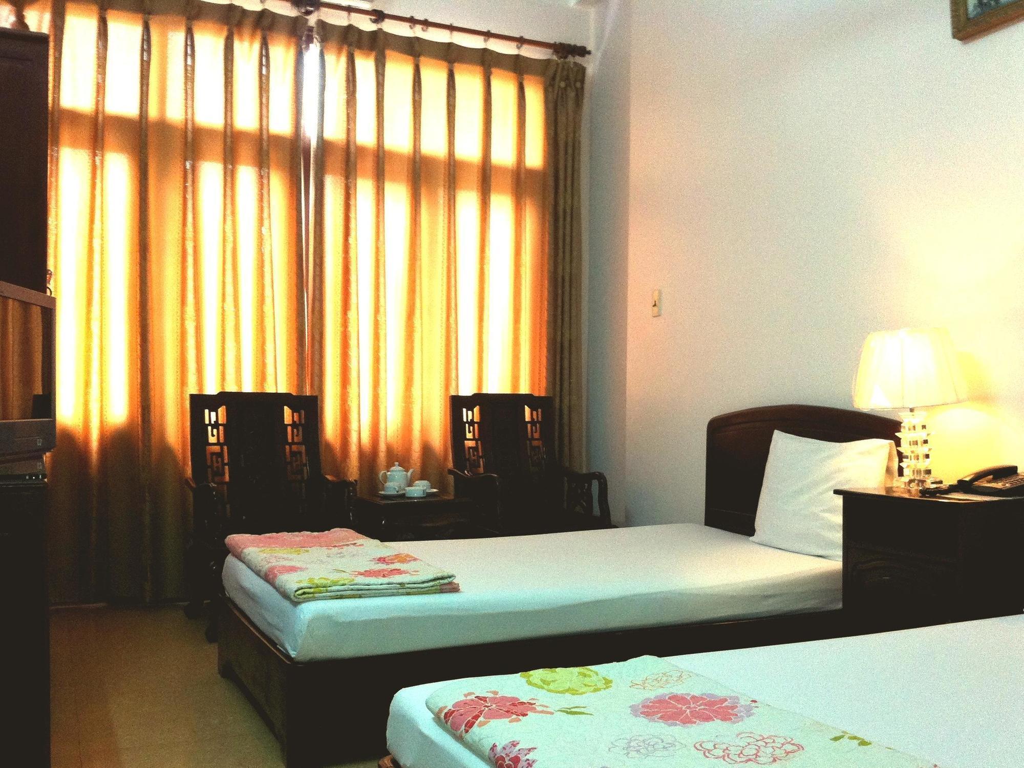 Van Nam Hotel Ha Long Zewnętrze zdjęcie